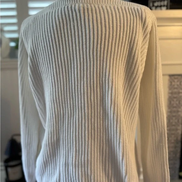 Tommy Hilfiger White Crew Neck Cable Knit Sweater - Picture 11 of 13